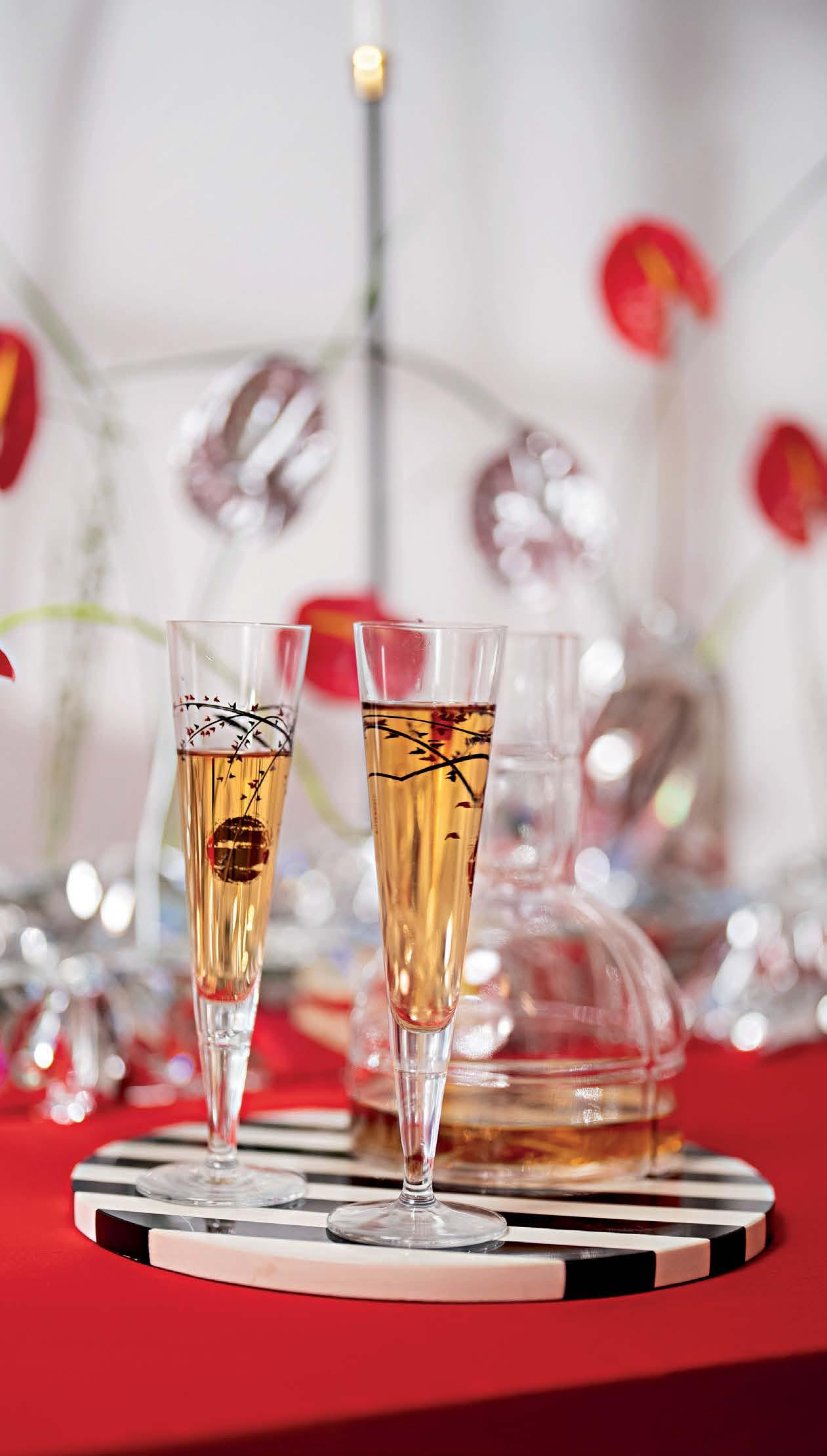 When Dining Tables Tell Stories